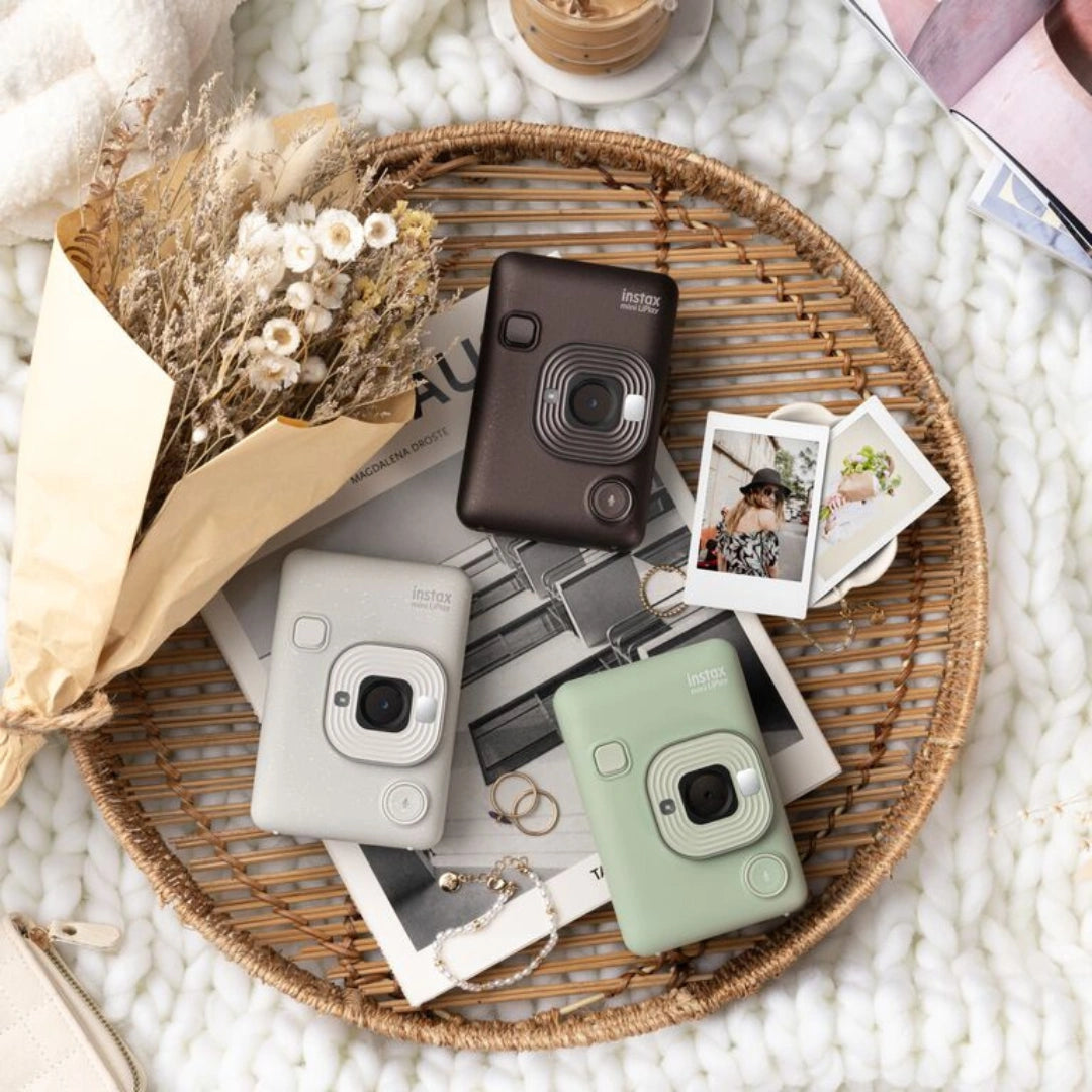 Fujifilm Instax Mini LiPlayシルバー Fujifilm Instax Mini LiPlayシルバー