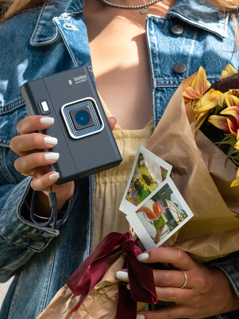 Instax Liplay+