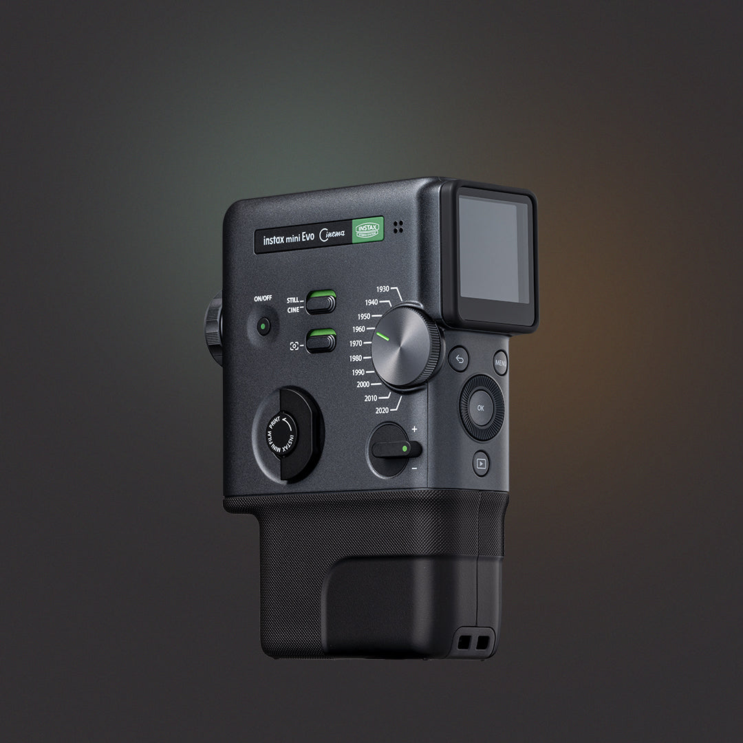 Instax mini Evo Cinema, la nueva instantánea de Fujifilm también graba vídeo Instax mini Evo Cinema, la nueva instantánea de Fujifilm también graba vídeo