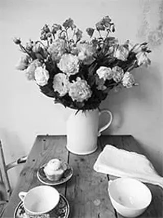B&W
