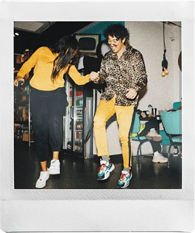 instax moment