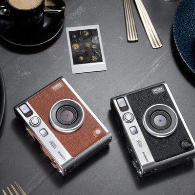 Instax mini EVO Premium Edition