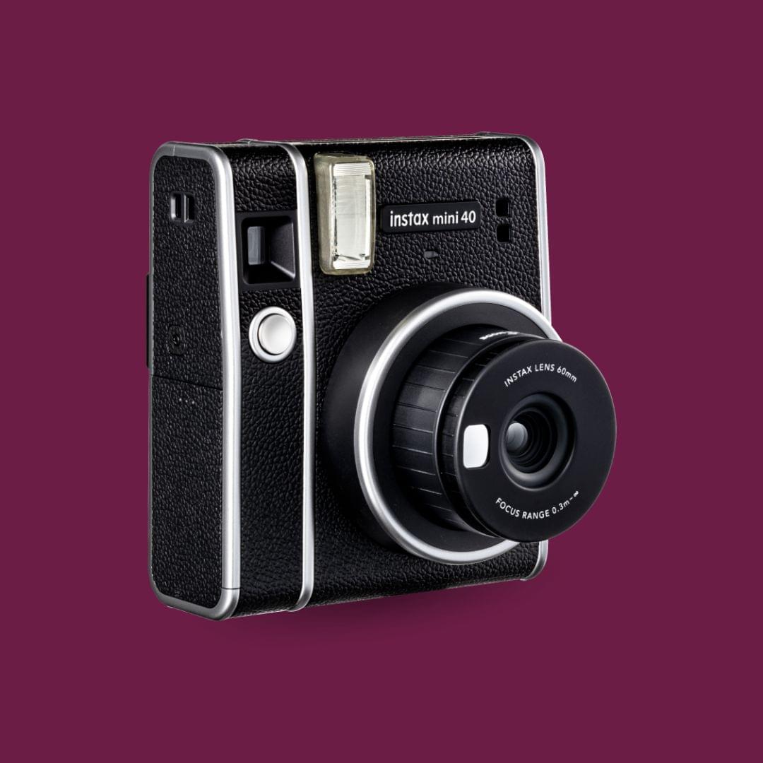 FUJIFILM instax mini 40 instant camera has a vintage look and selfie mode  option » Gadget Flow