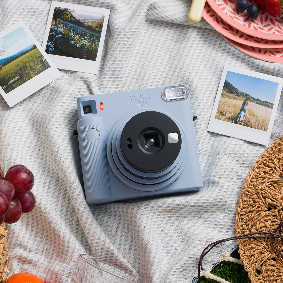 Instax Square SQ1